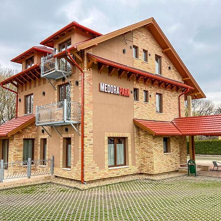 MeDoRa Park - Hotel MeDoRa*** Gárdony Exterior foto